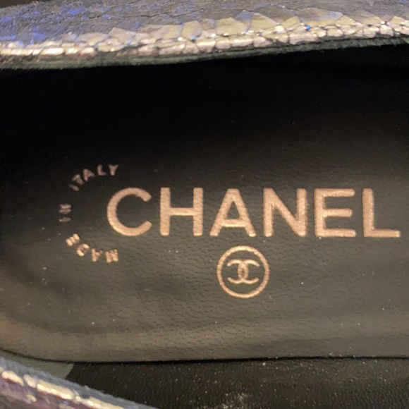 Chanel Leather Loafers Silver NWT size 39.5 made in Italy. - Picture 8 of 9